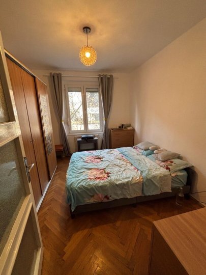 Floreasca, apartament cu 2 camere, mobilat, 7 minute Metrou Aurel Vlaicu.